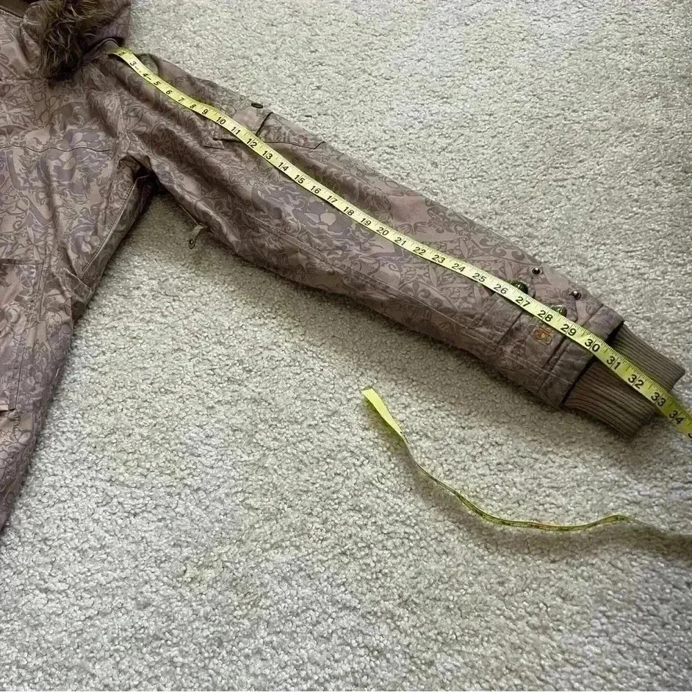 Oakley Signature Series Snowboarding Ski Jacket Gretchen Bleiler Loose Fit Sz M